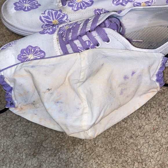 HANDPAINT SHOES WITH MATCHING MASK - Picture 5 of 5